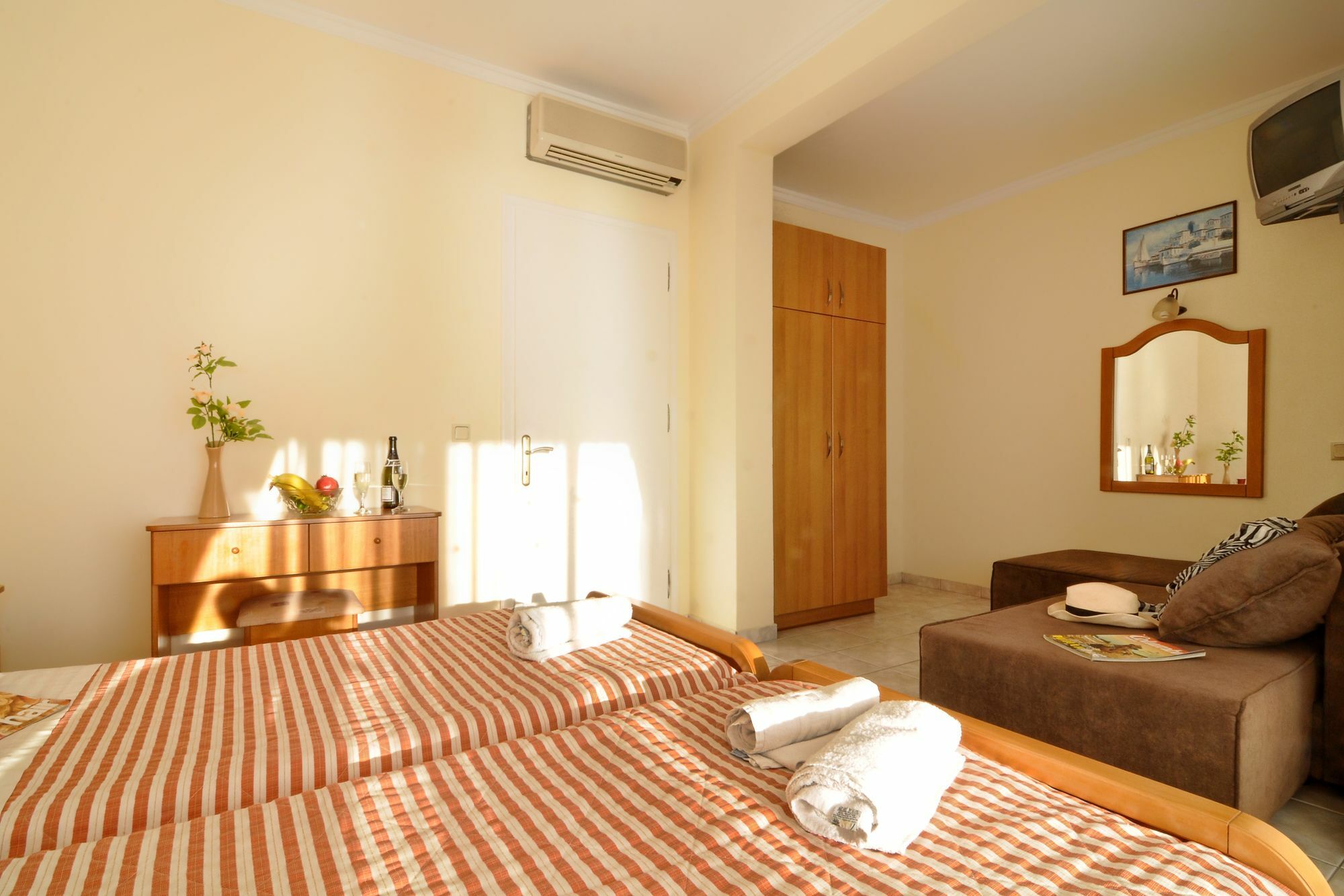 Lido Sofia Holidays Агиос-Гордиос Экстерьер фото